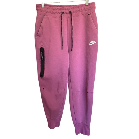 Nike Tech Fleece Essentials Sportswear Athletic Warm Joggers Pants - Picture 1 of 9
